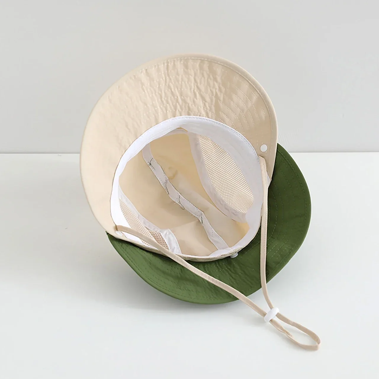 قبعة شمسية للأطفال بتصميم دب ك - مراجعة Visor Sun Hat وسعره